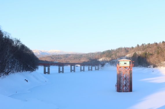 穂別は山や川に囲まれた、自然豊かな地域
